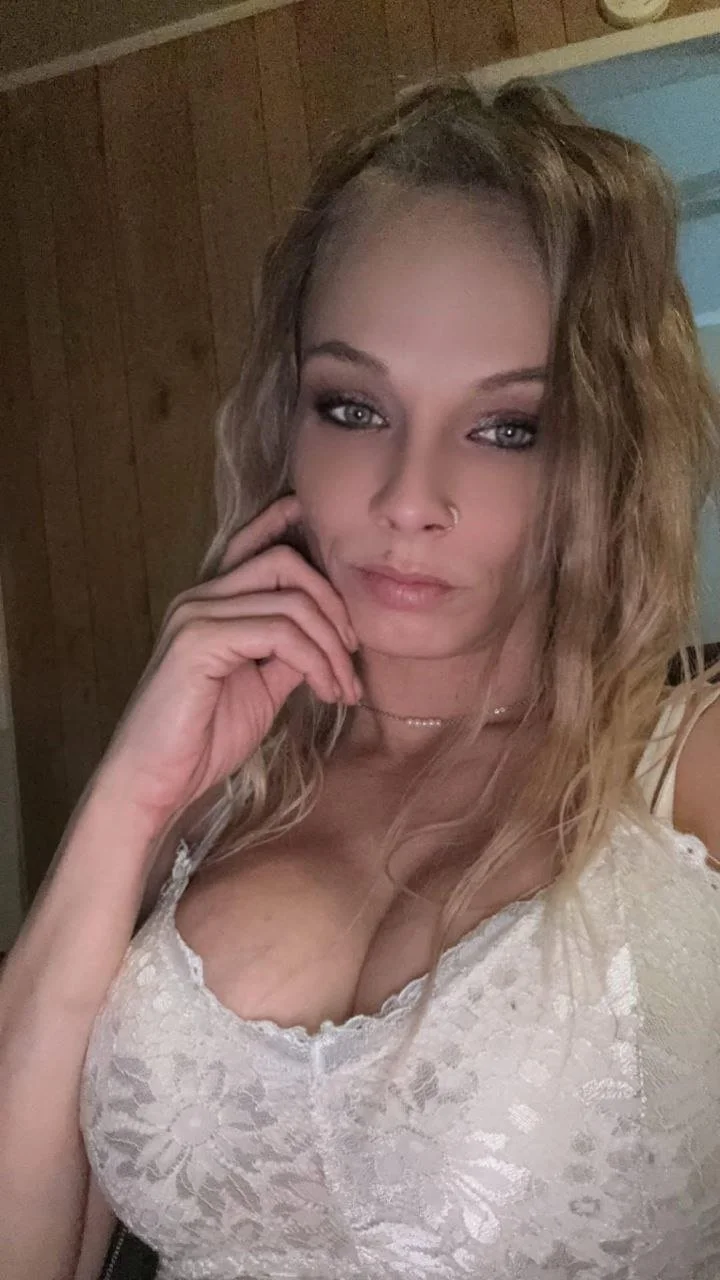 Hot Wife's and Girlfriend's and Exs image 19