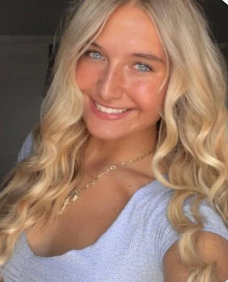19yr old Blonde looking to turn guys on image 4
