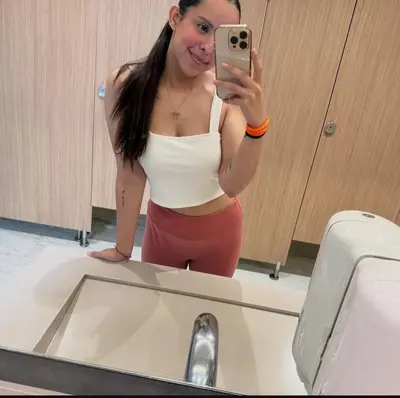 Que les parece la puta ramera de Fernanda Moreno cover image