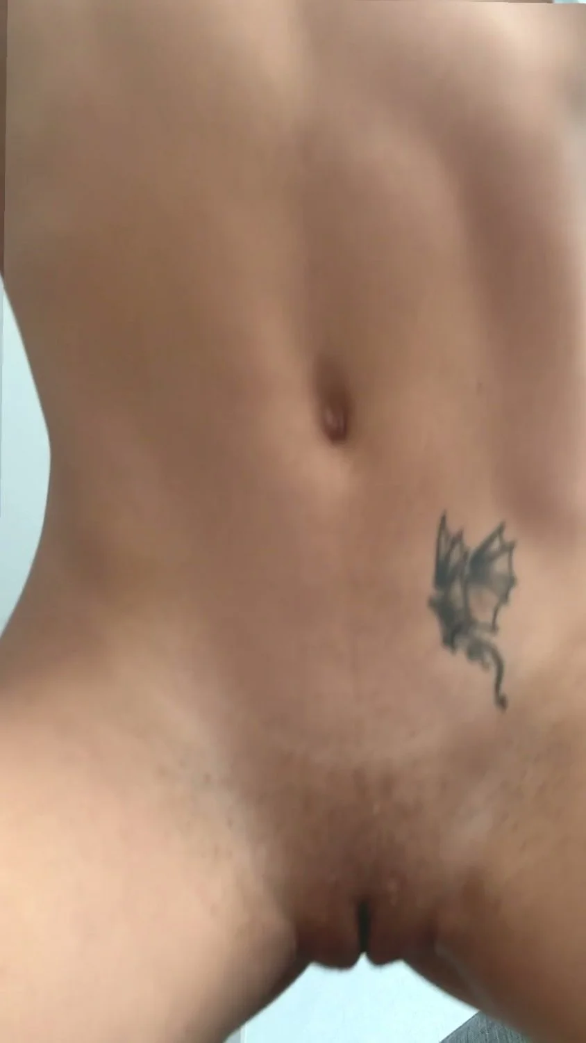 🔞 busty petite body masturbating nude wet pussy 💦🍑 Check my OF image 1