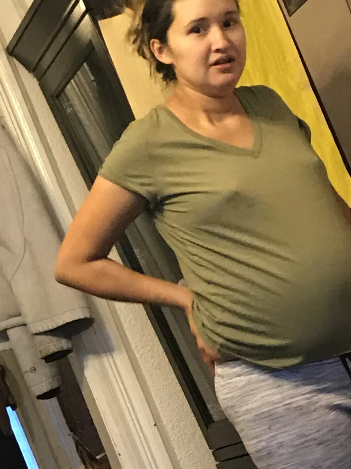 Amateur Latina Preggo image 11