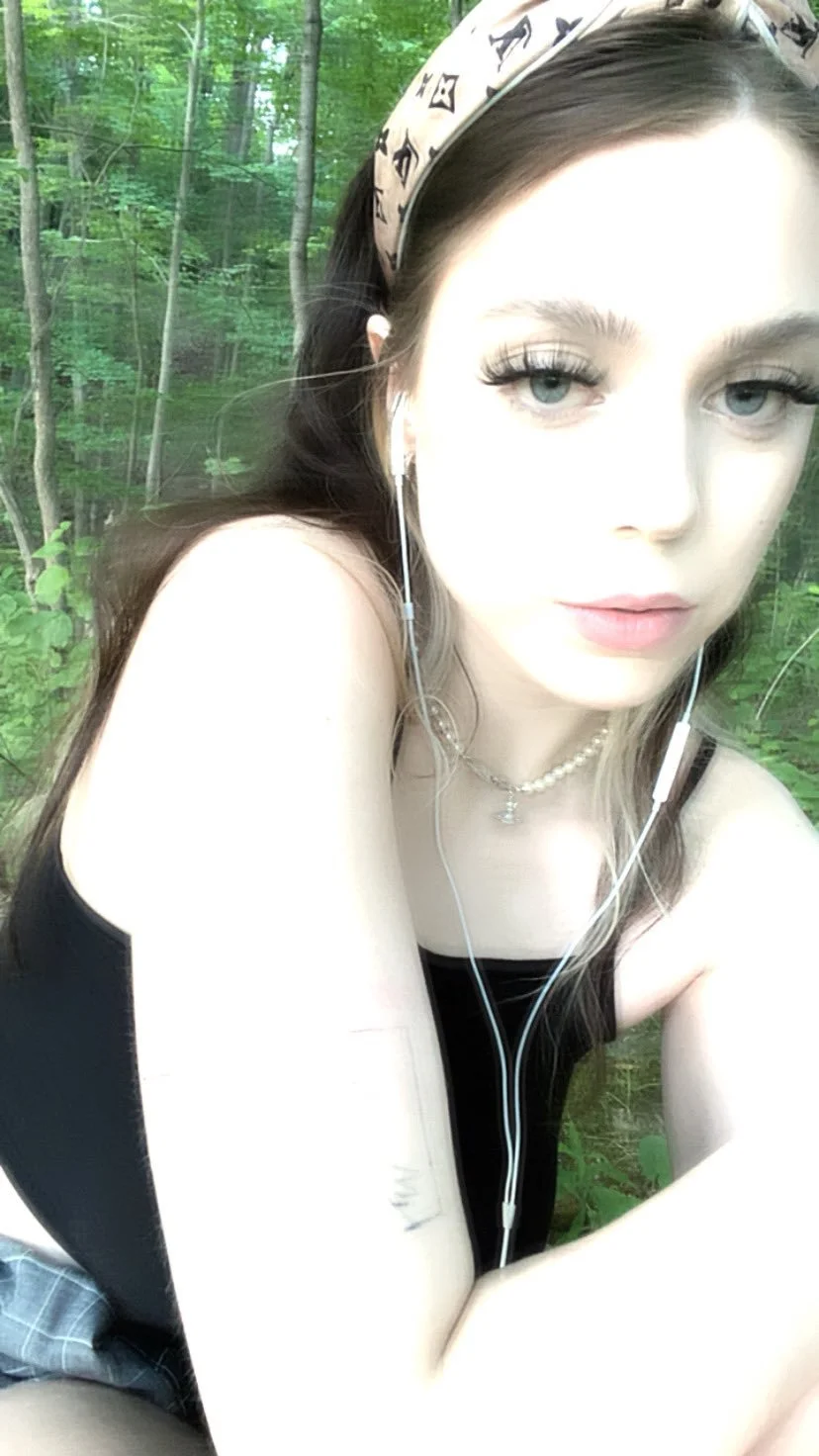 Cheating Big Tit OF Snow Bunny C0ke Slut image 9