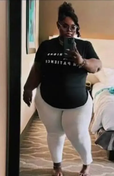 Busty B1g ebonY bBw bo0tY wiT g00d Thr0aT !! cover image