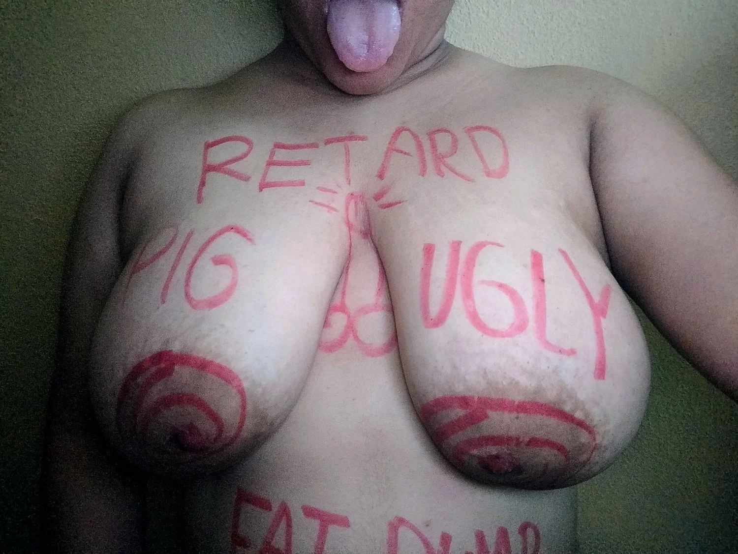 Soy la cerda puta de todos los machos image 4