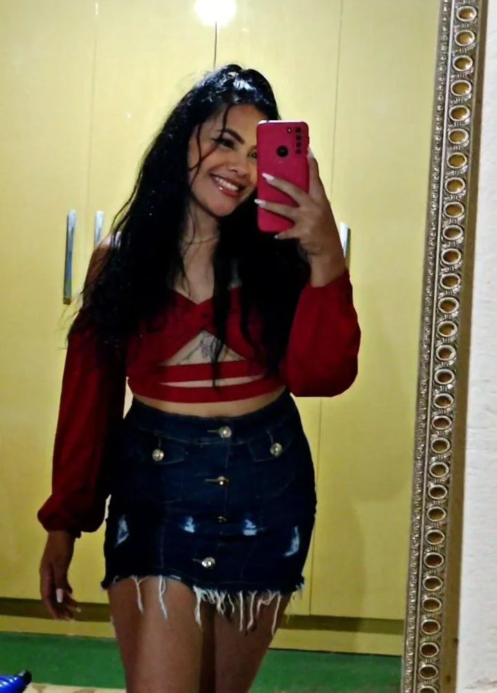 Morena gostosa caiu na Net main image