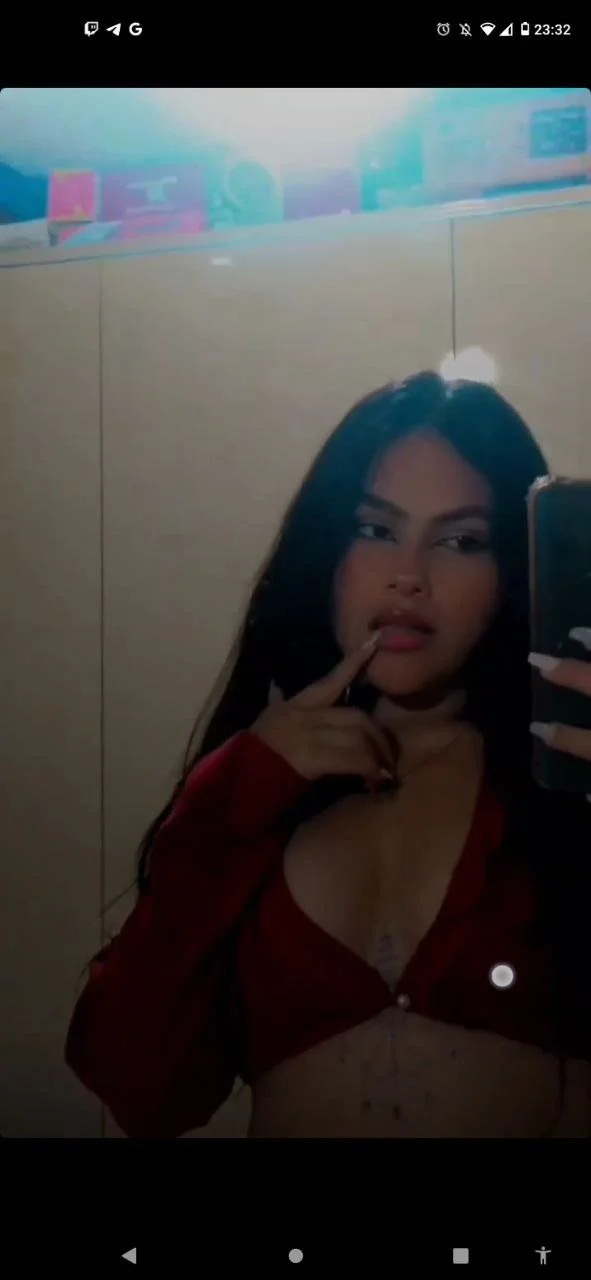 Morena gostosa caiu na Net image 2