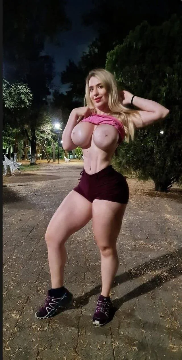 Phat Titties is the theme today 😇🥵 CIS image 9