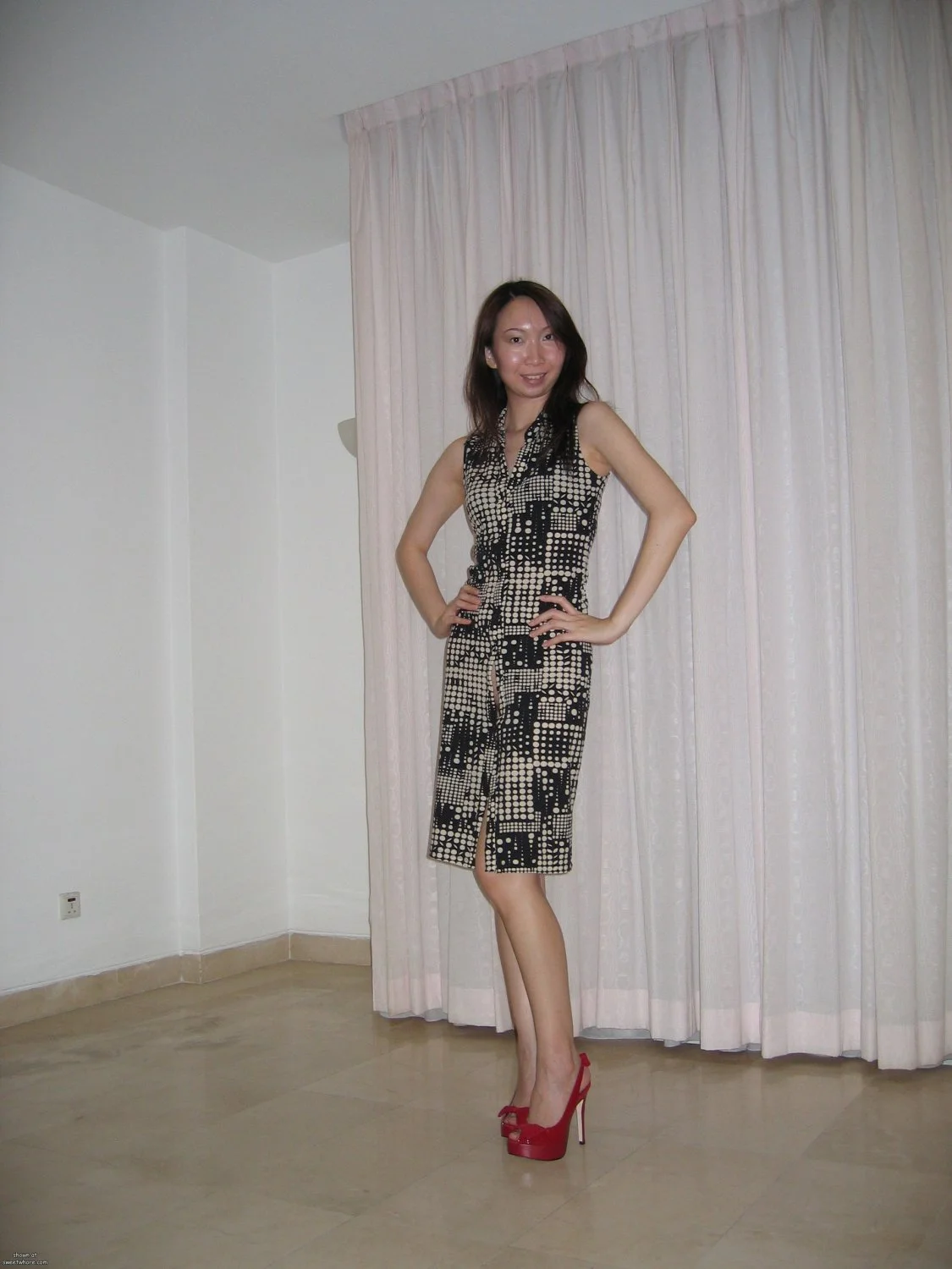 Chinese amateur milf 32-1 image 12