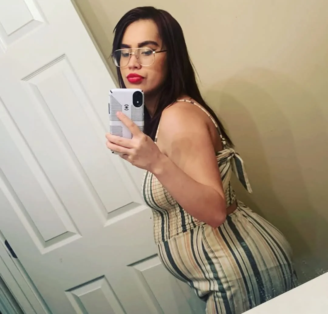 Pregnant snowbunny main image