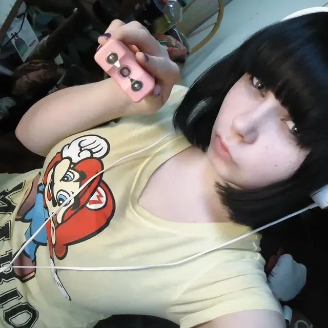 Putita Otaku tetona quiere que le den morbo y la llenen de semen image 14