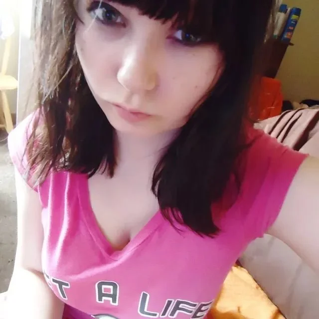 Putita Otaku tetona quiere que le den morbo y la llenen de semen image 4