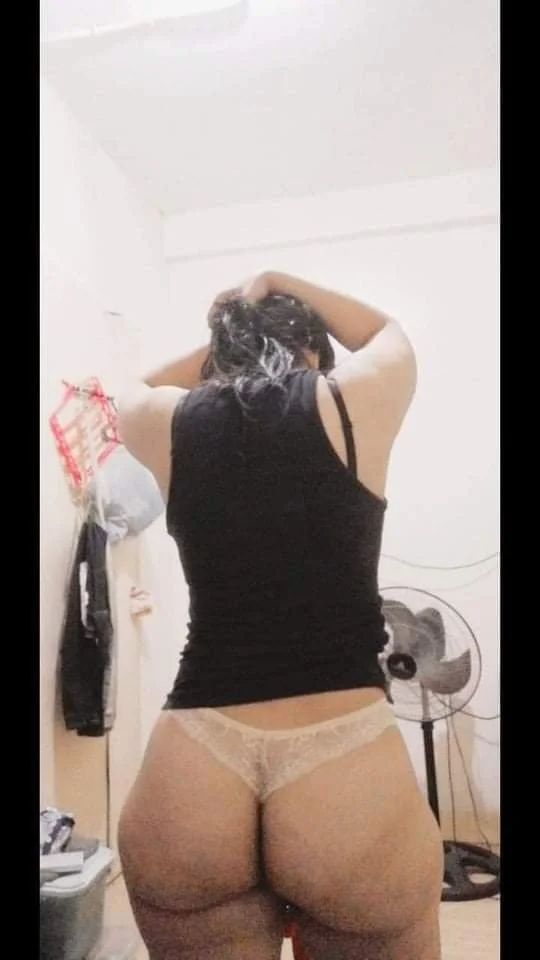 Pinay Milf image 2
