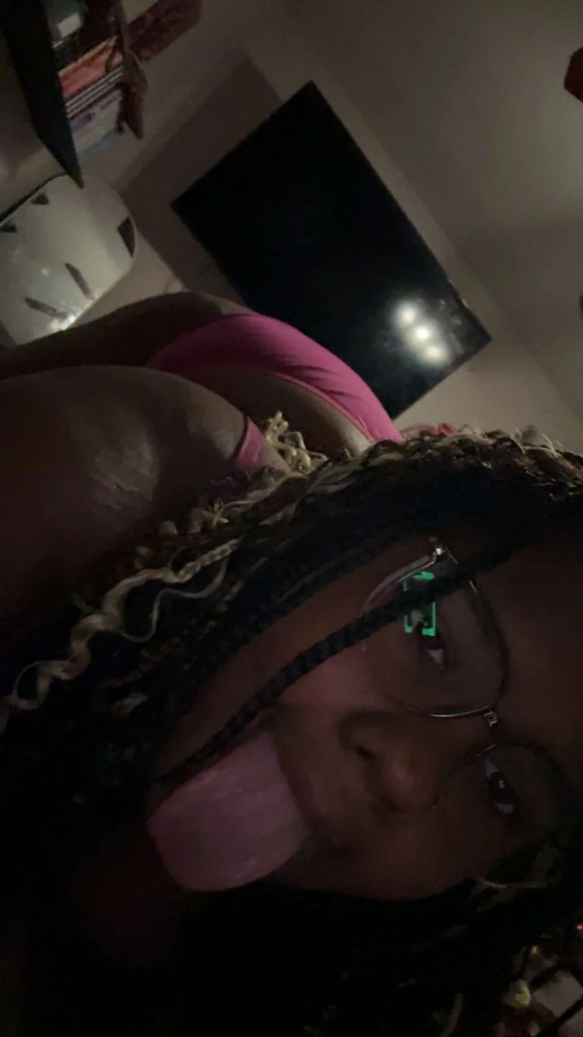Ebony teen whore main image