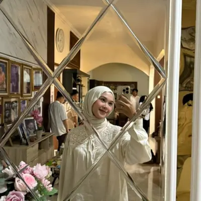 Indonesian slut Fadia Lestari cover image