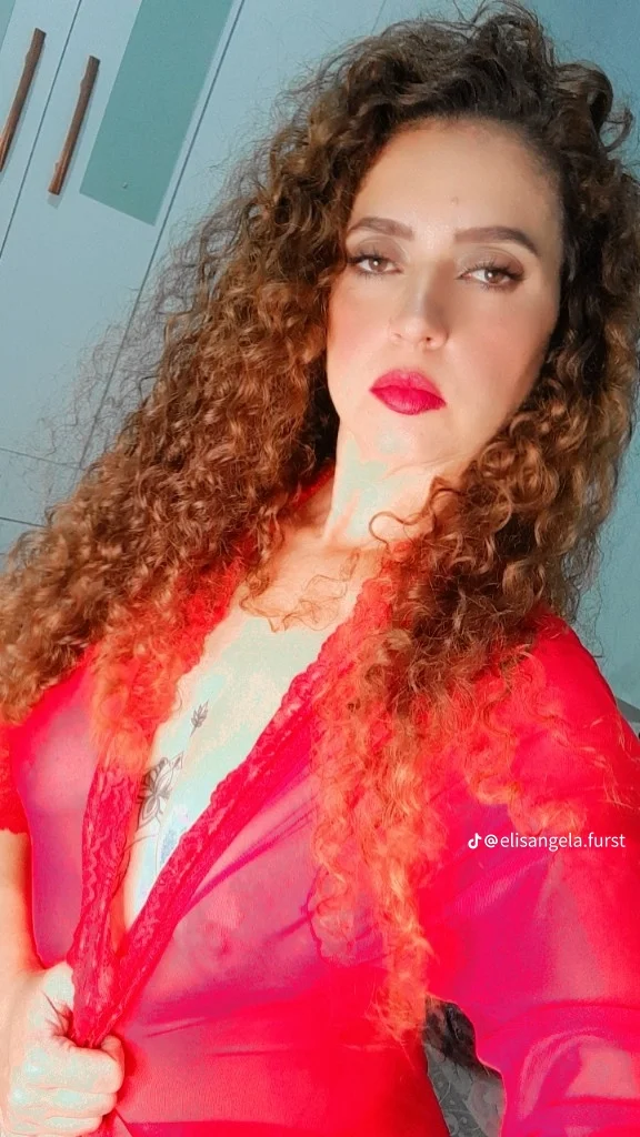 2f95827e1bbfa6de67081e22b3774a81 eliza fusrt main image