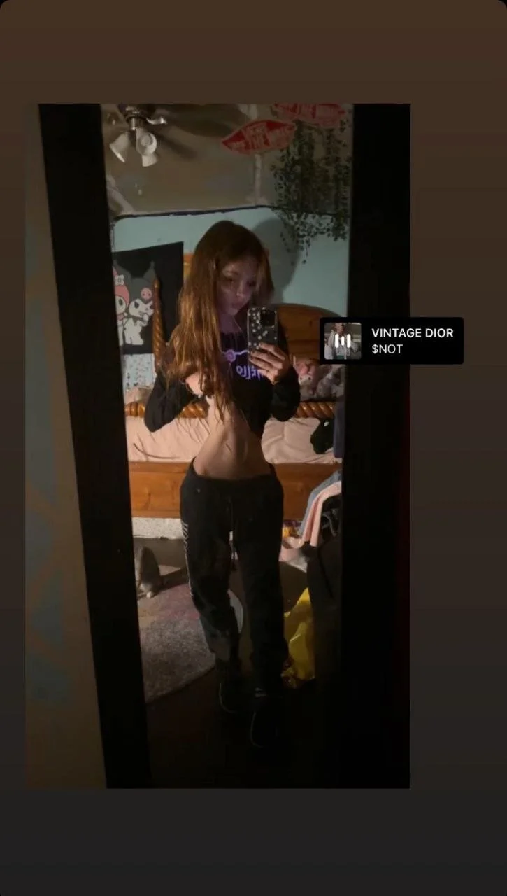 Sammy renae image 2