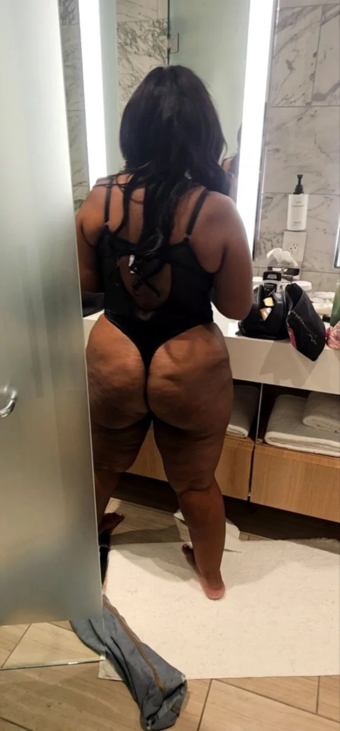 Fat Saggy Ebony image 6