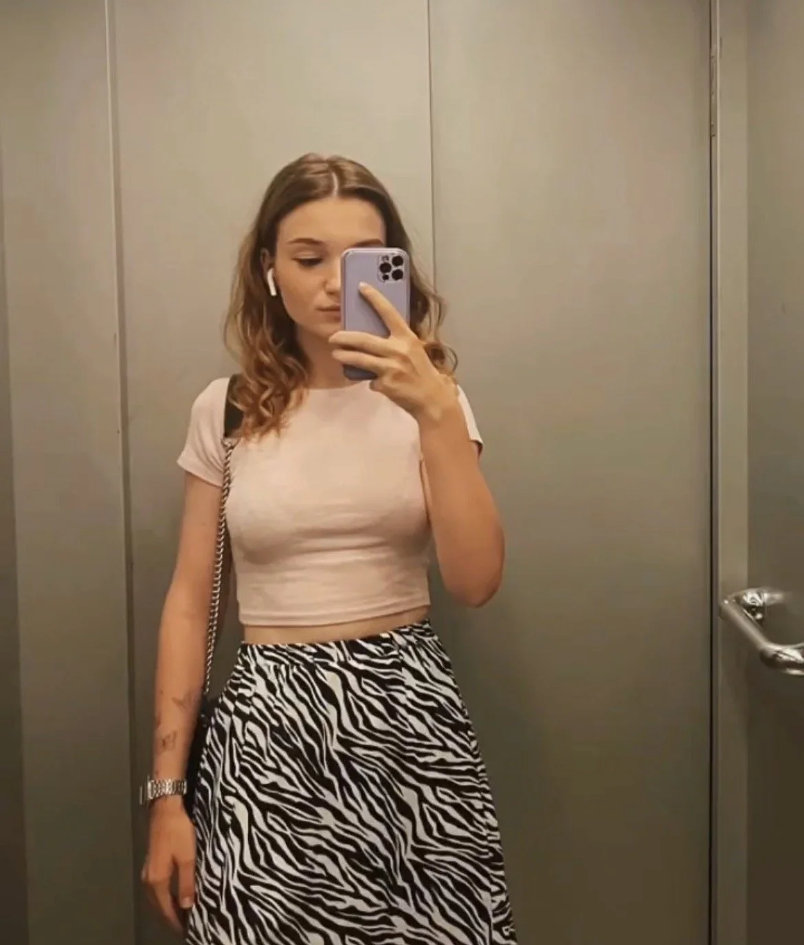 Perfect body slut. Caught main image