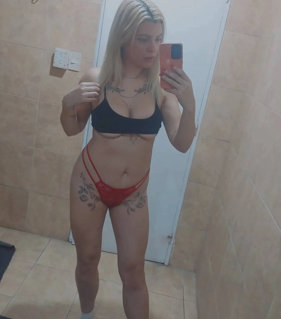 Xiomara Fernández zorrita de tigre image 29