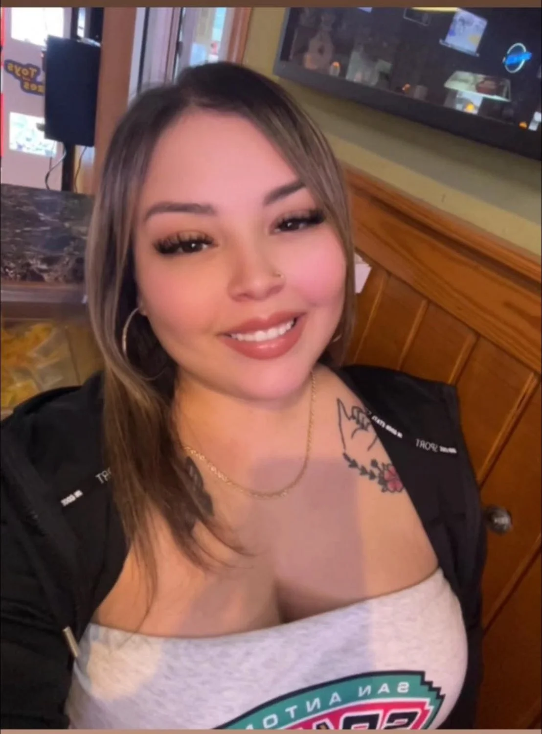 Corpus BBW Latina Giselle main image