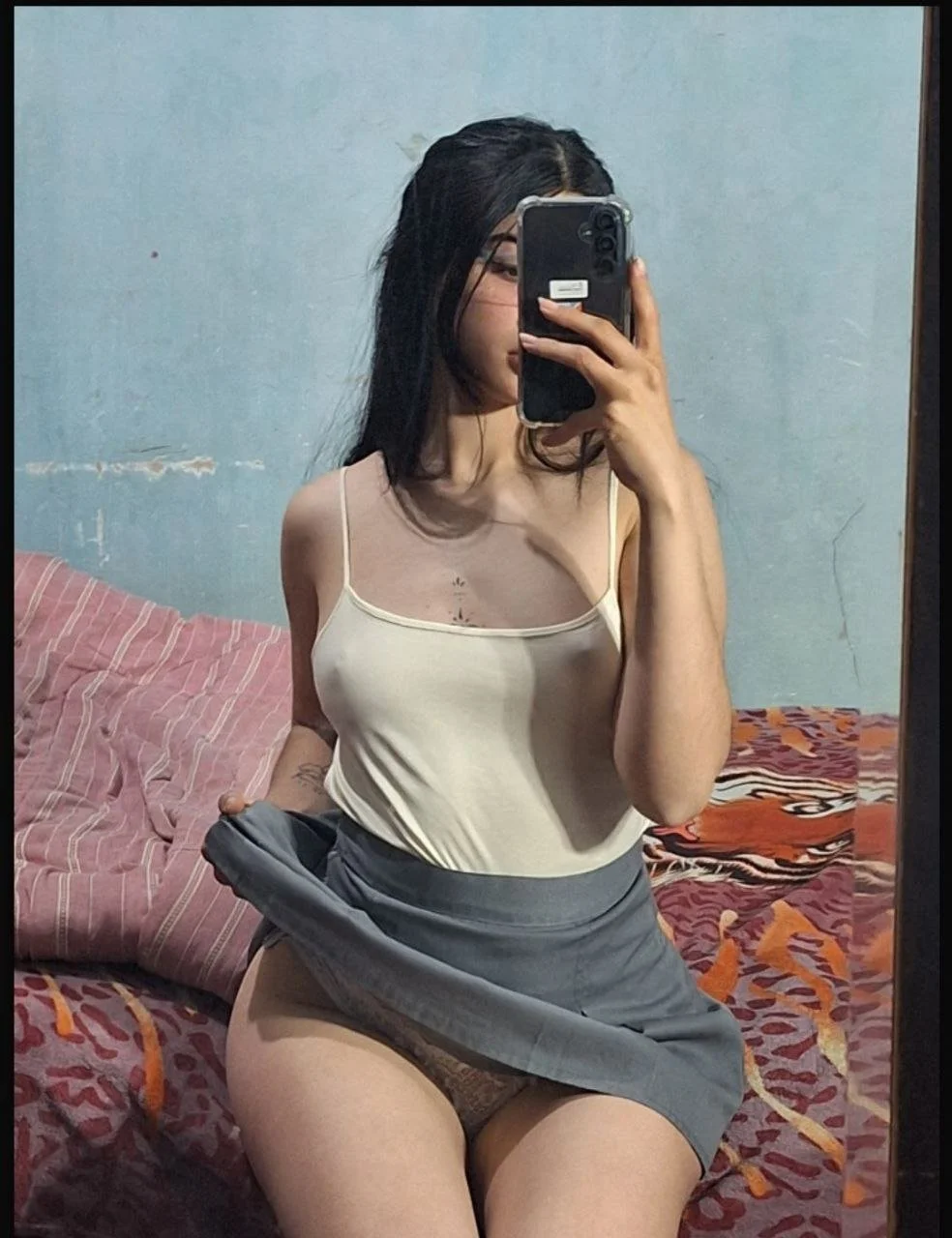 pendeja argentina super putita y hermosa image 7