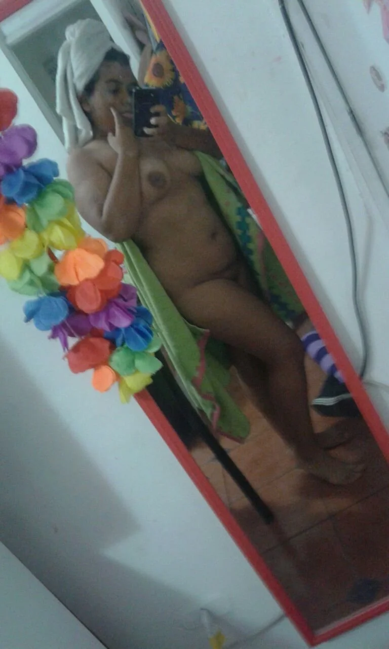 gorda puta exhibida image 4