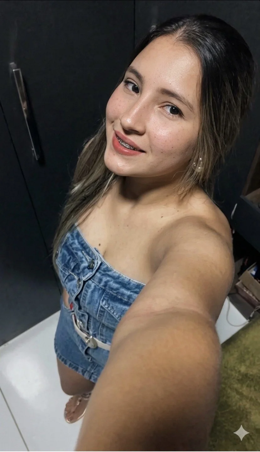 Seguidor pediu pra vazar loirinha gostosa da buceta lisinha image 2