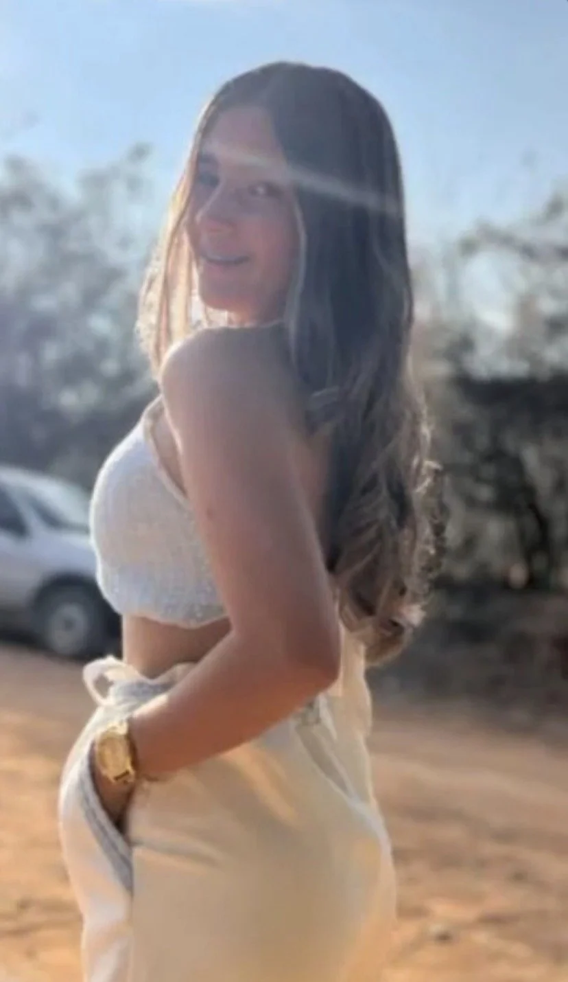 Seguidor pediu pra vazar loirinha gostosa da buceta lisinha image 7