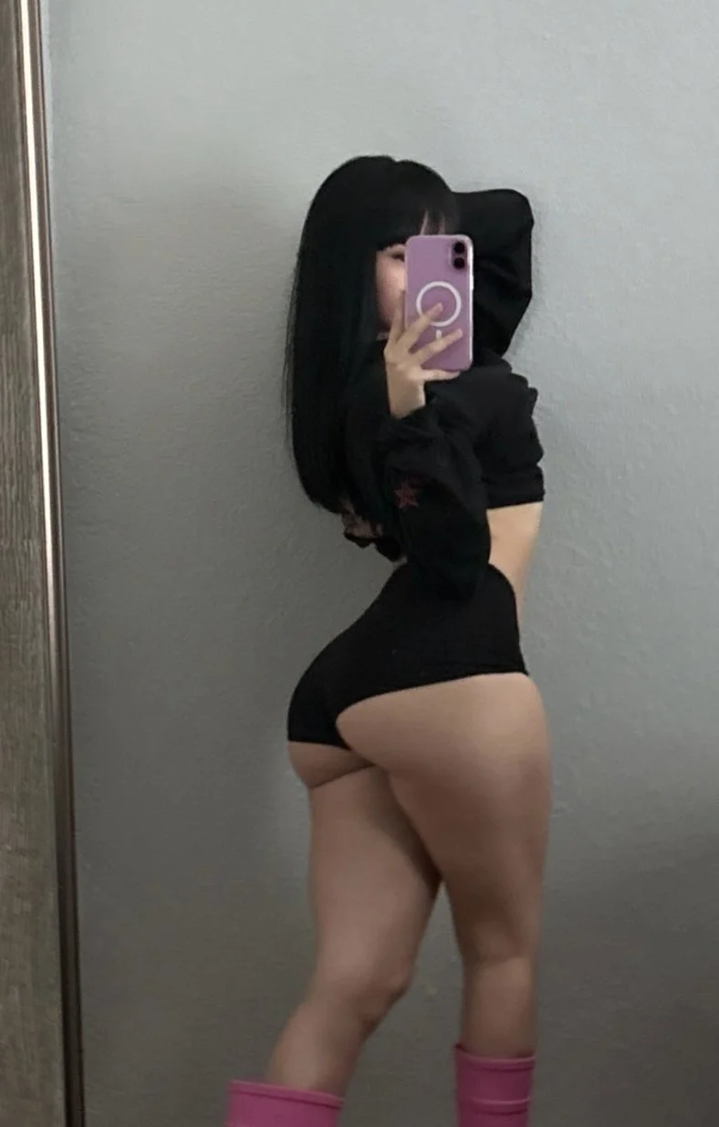 Petite phat ass latina gets exp0sed by her bf image 14