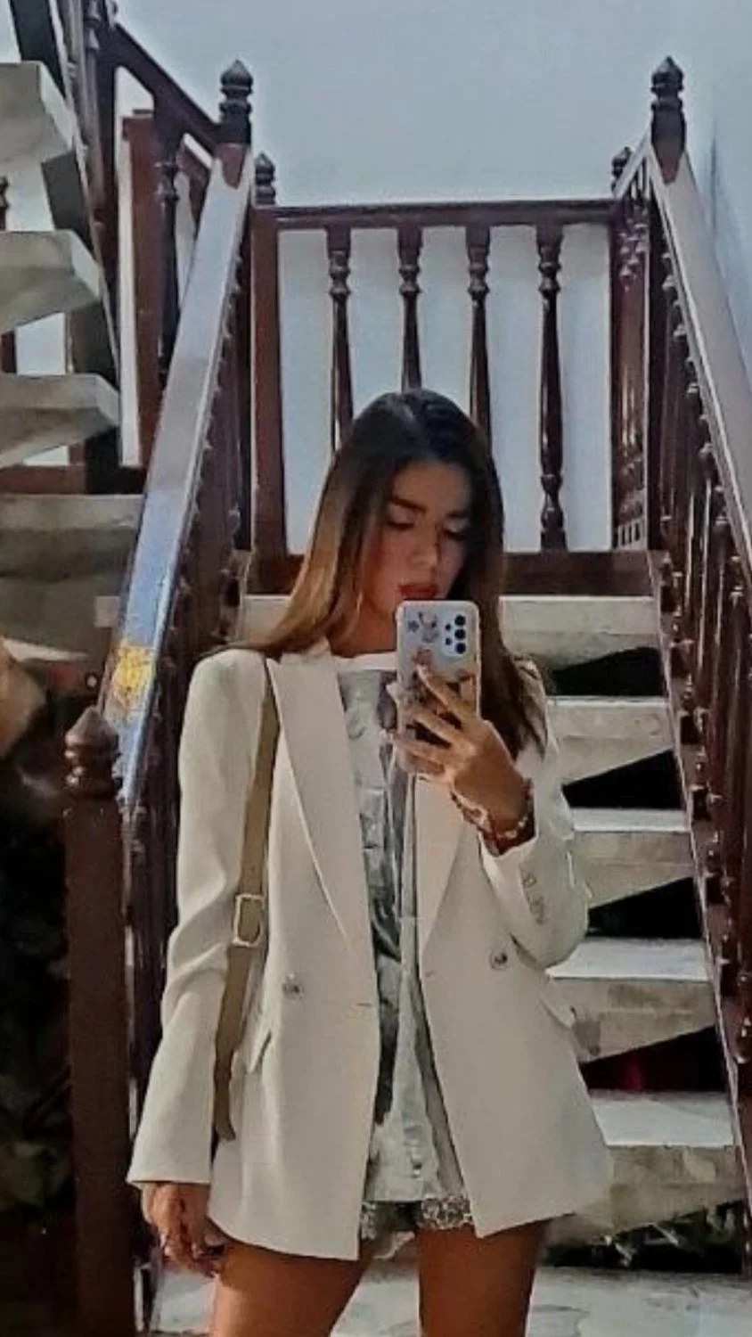 Anahí putita image 5