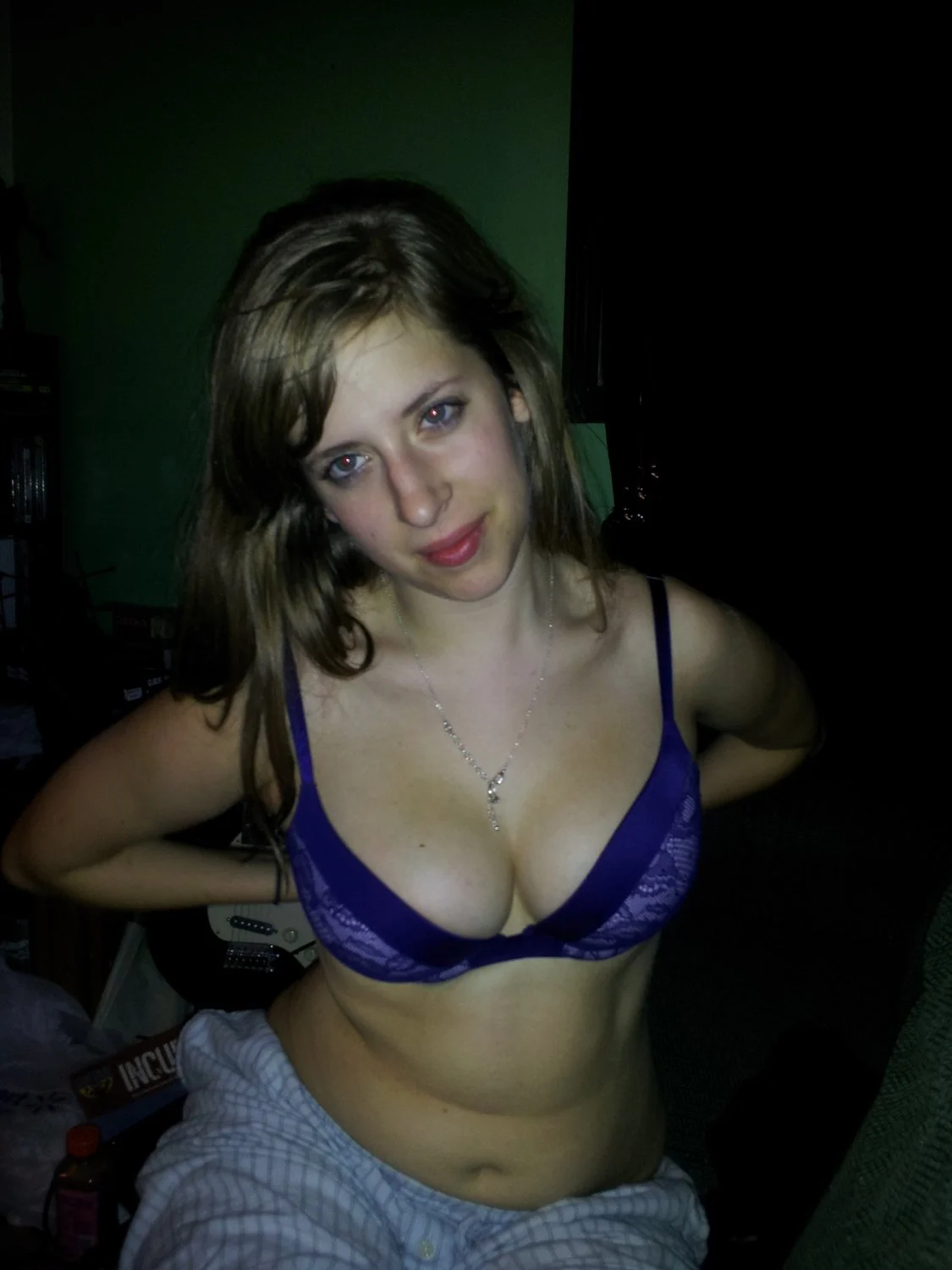 Webslut Alyssa exposed image 12