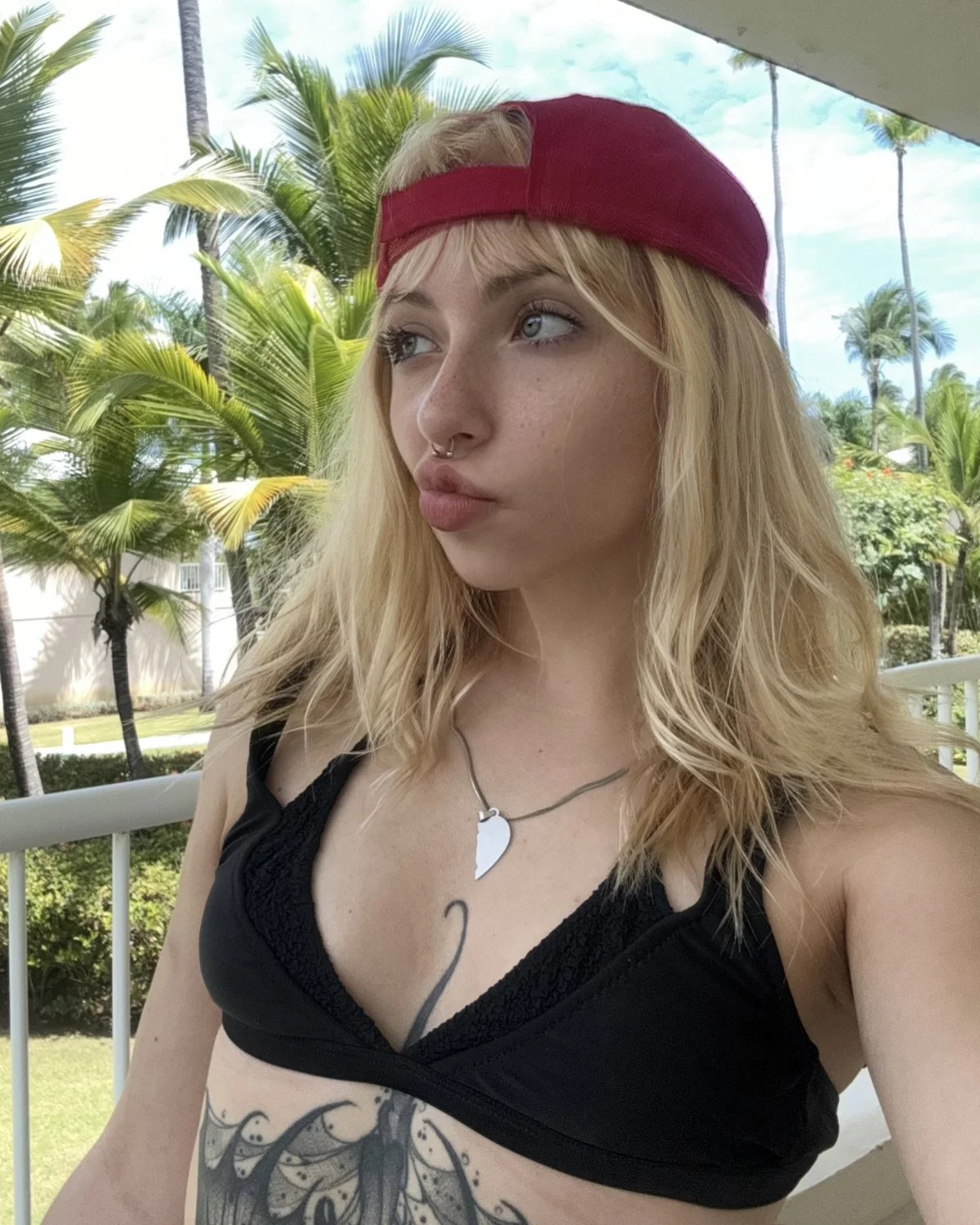 Just a babe living her best life image 2
