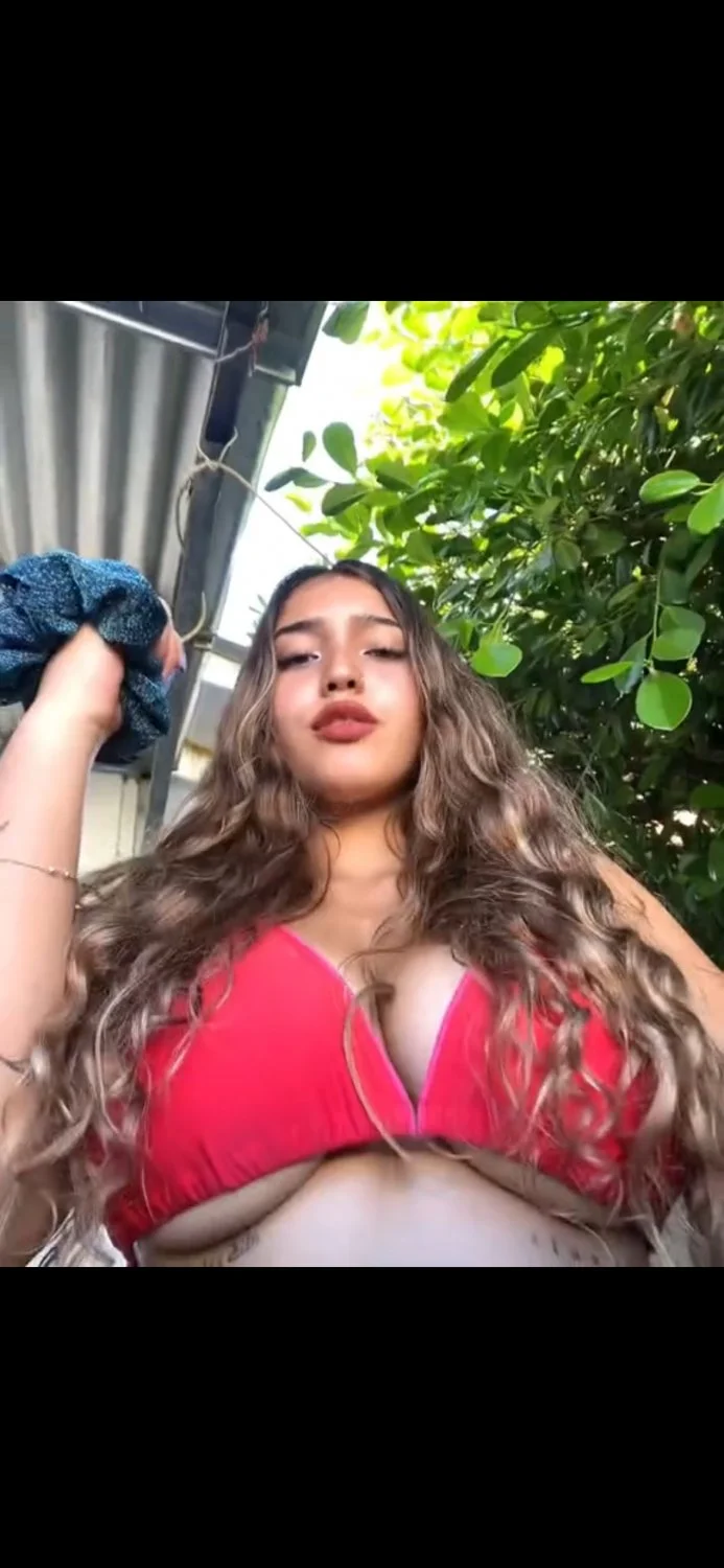 Chilena hermosa y tetona pendeja de ig chile image 5