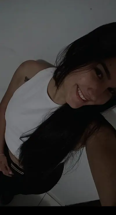 Professora novinha vazada pelo aluno sortudo cover image