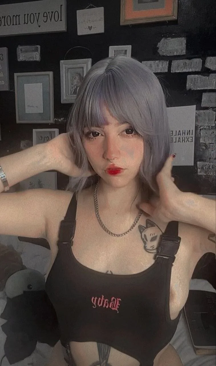 La sexy puta tatuadora Susana Domínguez pt2 image 8