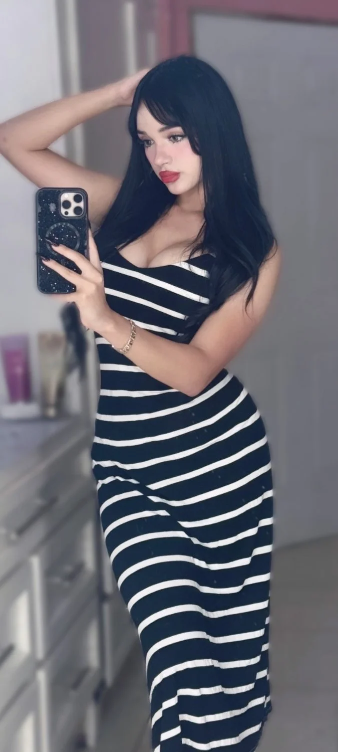 Girl Flaquita hermosa y sexy image 8