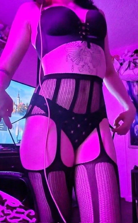 Who doesnt love slutty nerdy bitches [NN] image 20