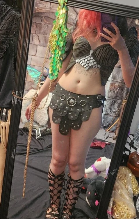 Who doesnt love slutty nerdy bitches [NN] image 36