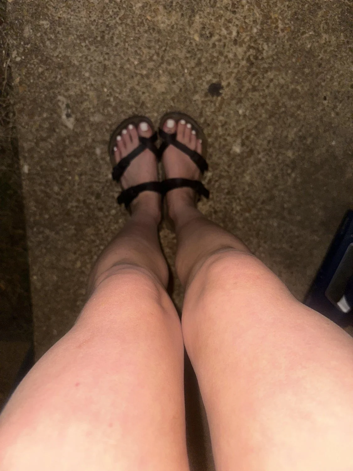 Young milf foot slut exposed image 2