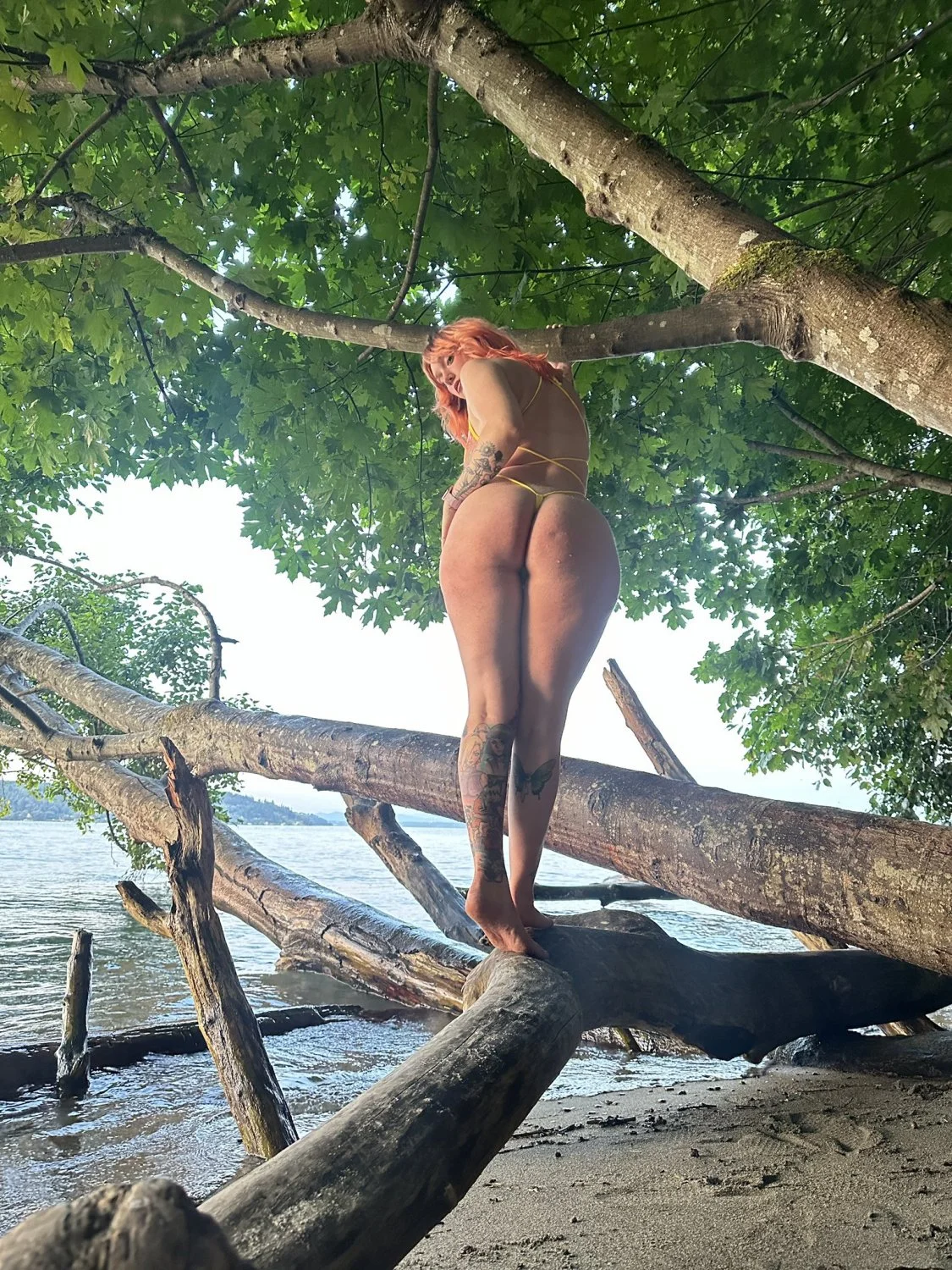 Cassie Solis leaked image 11