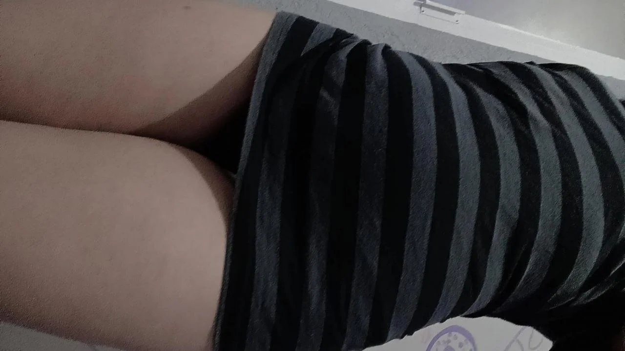 Perra con grandes tetas image 14