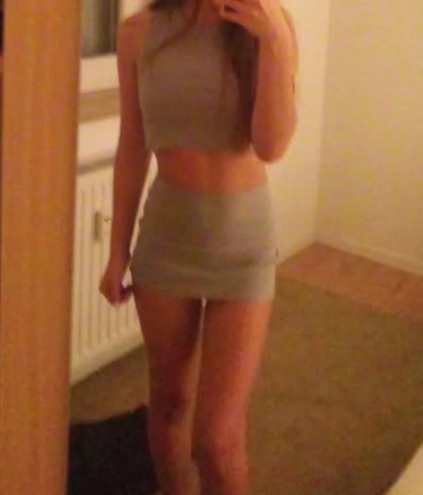 I love dressing short for BBC😘 image 3
