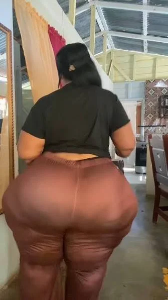 HeaVy 3bonY bBW BootY !! image 5