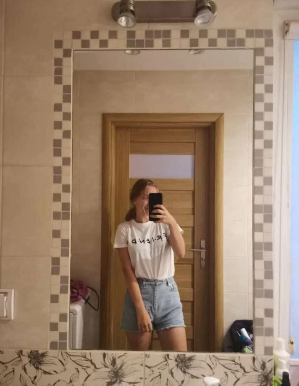 Petite tele slut leaked image 4