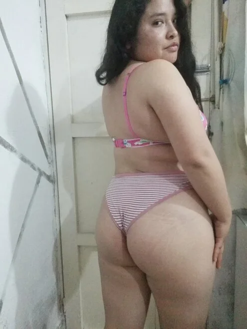 Mamita gordita peluda 2 image 2