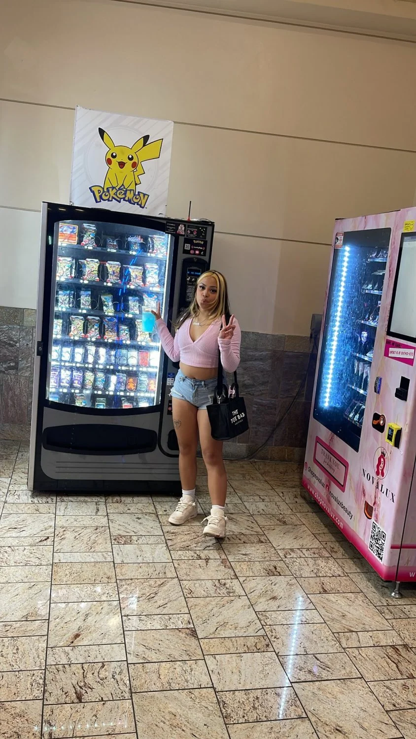 Asian Baddie sucking and throwing it back on Mexican dick image 19