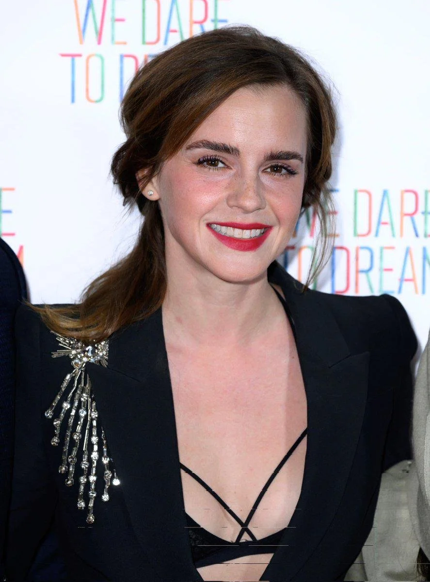 Every gaze of hers is an emmagasm - Emma Watson image 6