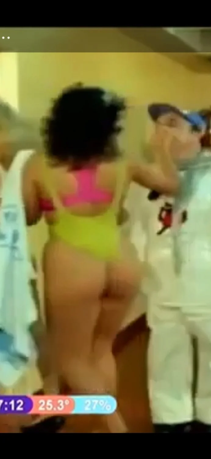 Mónica gari..di hot ass malla de gimnasia encrustada image 3