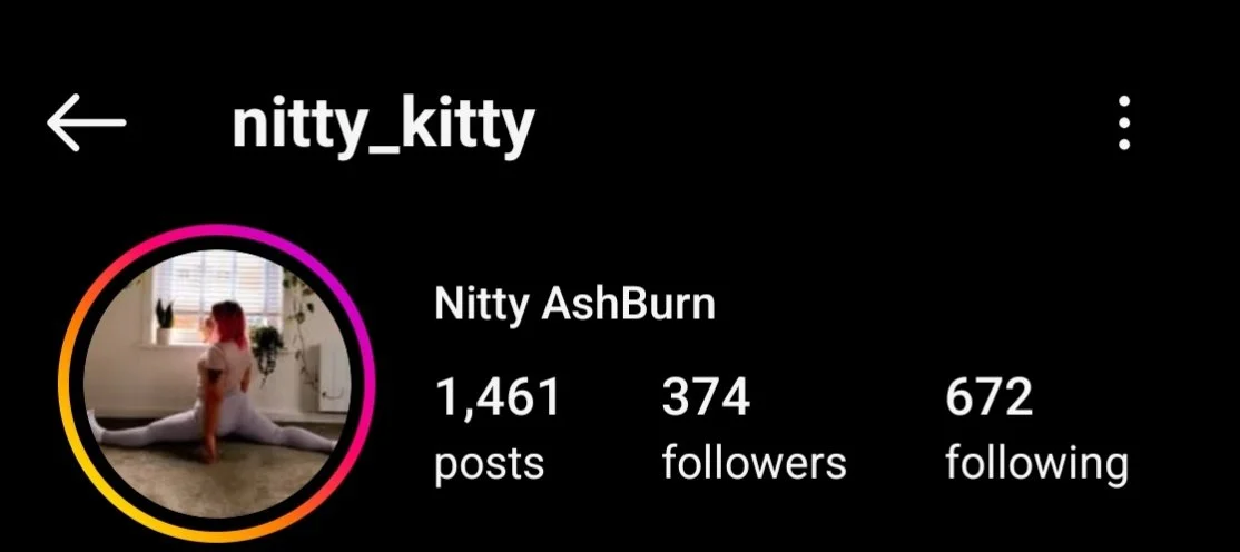 Nitty AshBurn Singaporean girl living at UK main image