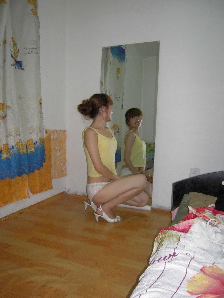 Chinese amateur milf 19-2 image 11